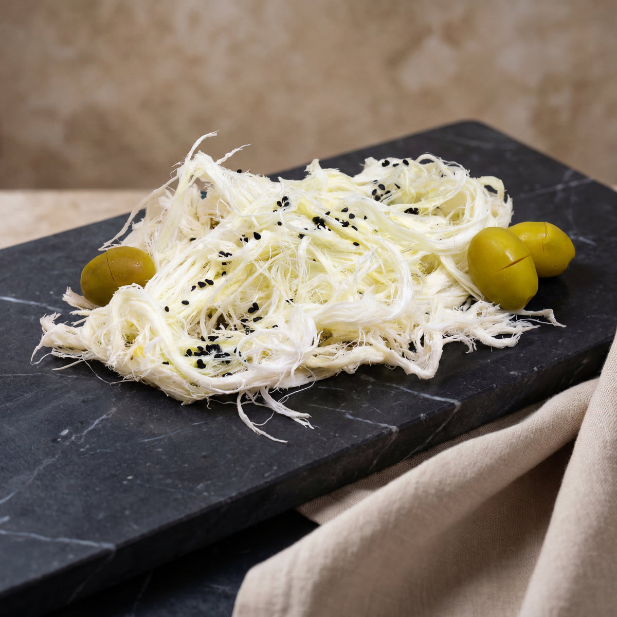 Çeçil Peyniri (1kg)